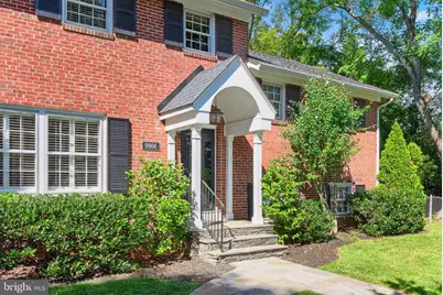 9906 Holmhurst Road, Bethesda, MD 20817 - Photo 5
