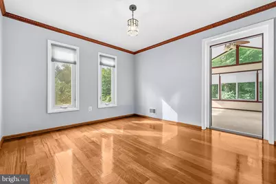 1962 Dundee Road, Rockville, MD 20850 - Photo 9