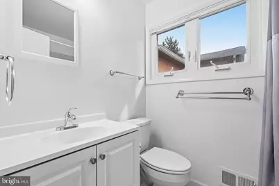 1962 Dundee Road, Rockville, MD 20850 - Photo 29