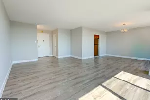 5225 Pooks Hill Rd, Bethesda, MD 20814 - Photo 5