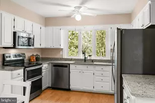 11704 Hitching Post Ln, North Bethesda, MD 20852 - Photo 13