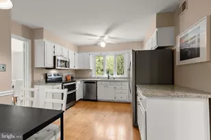 11704 Hitching Post Ln, North Bethesda, MD 20852 - Photo 11