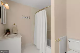 11704 Hitching Post Ln, North Bethesda, MD 20852 - Photo 41