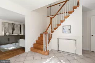 11704 Hitching Post Ln, North Bethesda, MD 20852 - Photo 5
