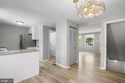 7807 Breezy Down Terrace, Rockville, MD 20855 - Photo 9
