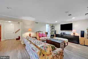 6907 Bradley Blvd, Bethesda, MD 20817 - Photo 101