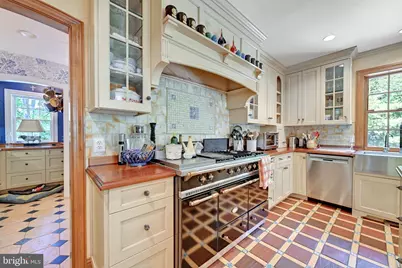 6907 Bradley Boulevard, Bethesda, MD 20817 - Photo 23