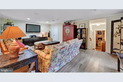 6907 Bradley Boulevard, Bethesda, MD 20817 - Photo 99