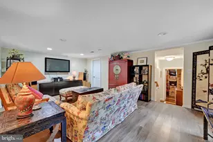 6907 Bradley Blvd, Bethesda, MD 20817 - Photo 99