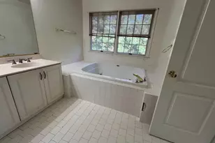 3025 Windy Knoll Ct, Rockville, MD 20850 - Photo 17