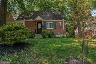 8216 Roanoke Avenue, Takoma Park, MD 20912 - Photo 1