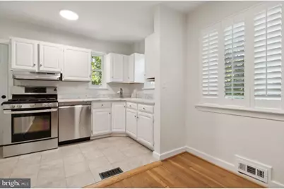 8216 Roanoke Avenue, Takoma Park, MD 20912 - Photo 9