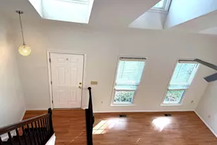 13928 Mustang Hill Ln, Gaithersburg, MD 20878 - Photo 7