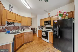 18172 Royal Bonnet Cir, Montgomery Village, MD 20886 - Photo 15