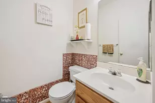 18172 Royal Bonnet Cir, Montgomery Village, MD 20886 - Photo 21