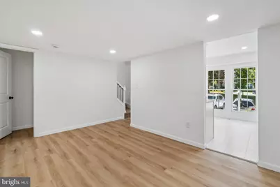 10057 Maple Leaf Drive, Montgomery Village, MD 20886 - Photo 13