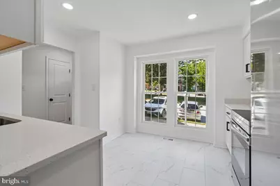 10057 Maple Leaf Drive, Montgomery Village, MD 20886 - Photo 11