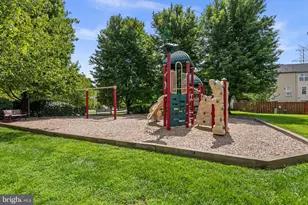 4642 Ripley Manor Terrace, Olney, MD 20832 - Photo 9