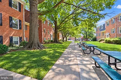 796 Quince Orchard Boulevard #101, Gaithersburg, MD 20878 - Photo 25