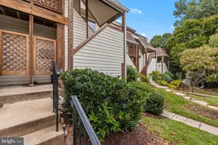 18240 Windsor Hill Dr, Olney, MD 20832 - Photo 3