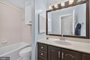 5822 Inman Park Cir, Rockville, MD 20852 - Photo 19