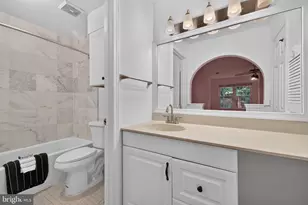 5822 Inman Park Cir, Rockville, MD 20852 - Photo 23