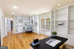 10105 Sorrel Ave, Potomac, MD 20854 - Photo 11