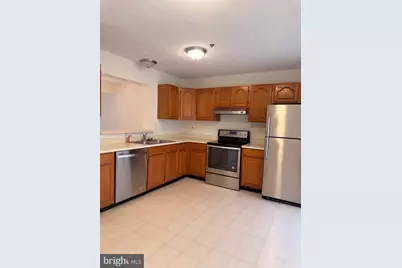 17901 Cottonwood Terrace, Gaithersburg, MD 20877 - Photo 9