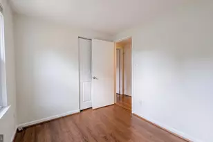 12140 Bentridge Pl, Potomac, MD 20854 - Photo 11