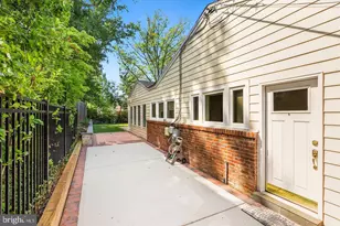 5934 Anniston Rd, Bethesda, MD 20817 - Photo 23