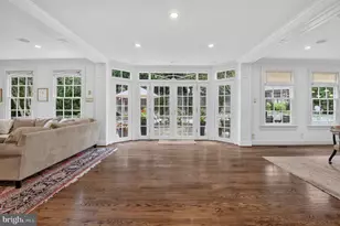 5329 Woodlawn Ave, Chevy Chase, MD 20815 - Photo 29