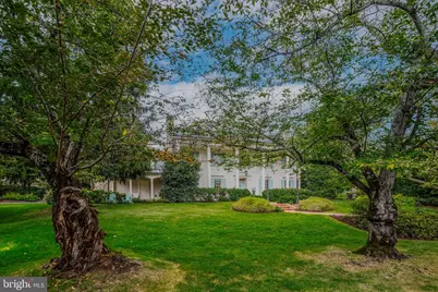 5329 Woodlawn Avenue, Chevy Chase, MD 20815 - Photo 15