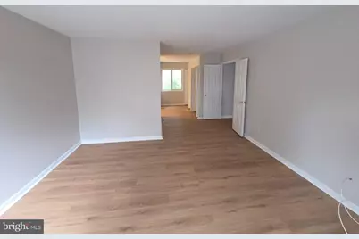 20626 Highland Hall Drive, Montgomery Village, MD 20886 - Photo 19