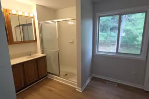 20626 Highland Hall Dr, Montgomery Village, MD 20886 - Photo 17