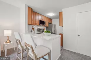 9879 Brookridge Ct, Gaithersburg, MD 20886 - Photo 7