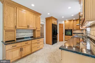 21 Yeatman Ct, Silver Spring, MD 20902 - Photo 15