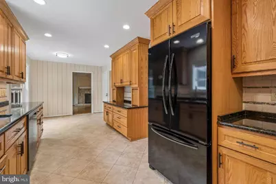 21 Yeatman Court, Silver Spring, MD 20902 - Photo 17