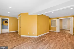 21 Yeatman Ct, Silver Spring, MD 20902 - Photo 53