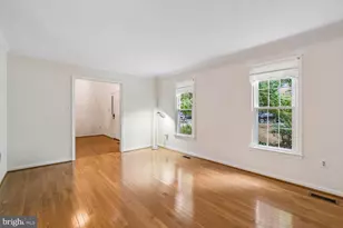 21 Yeatman Ct, Silver Spring, MD 20902 - Photo 7