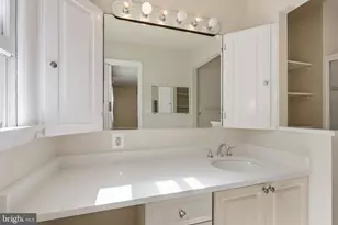 11902 Enid Dr, Rockville, MD 20854 - Photo 33