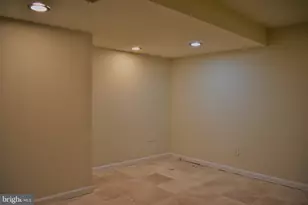 17603 Longview Ln, Olney, MD 20832 - Photo 13