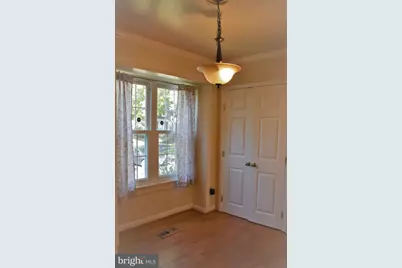 17603 Longview Lane, Olney, MD 20832 - Photo 11