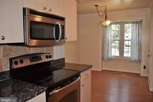 17603 Longview Ln, Olney, MD 20832 - Photo 7