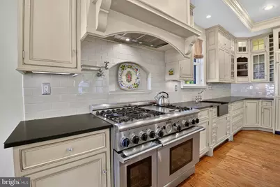 10400 Montgomery Avenue, Kensington, MD 20895 - Photo 29