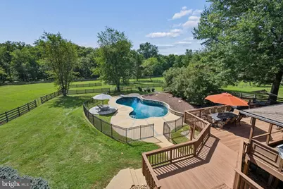 22400 Rolling Hill Lane, Laytonsville, MD 20882 - Photo 5