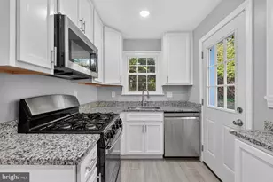 908 Glaizewood Ct, Takoma Park, MD 20912 - Photo 11