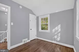 908 Glaizewood Ct, Takoma Park, MD 20912 - Photo 25
