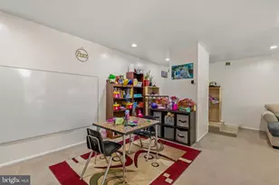 411 Christopher Ave, Gaithersburg, MD 20879 - Photo 11