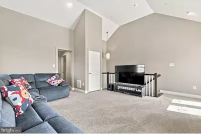701 Hendrix Avenue, Gaithersburg, MD 20878 - Photo 29