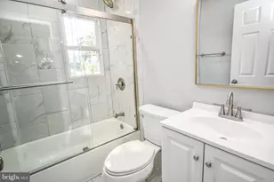 9813 Braddock Rd, Silver Spring, MD 20903 - Photo 17